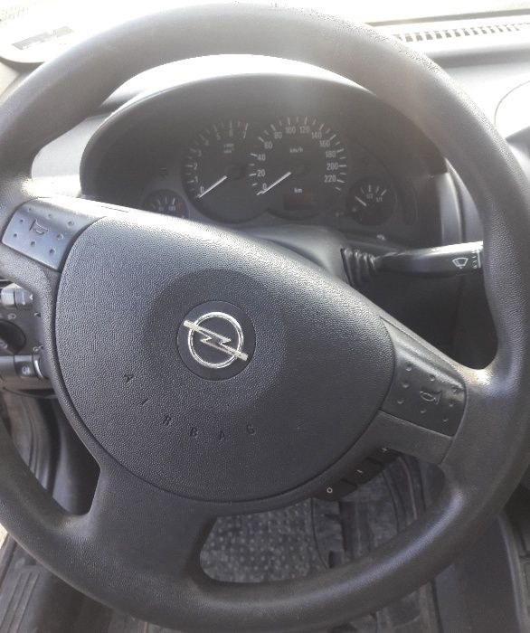 Опел корса на части 1.4 бензин 75 коня