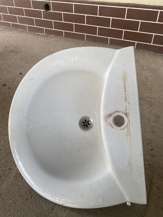 Раквина ………