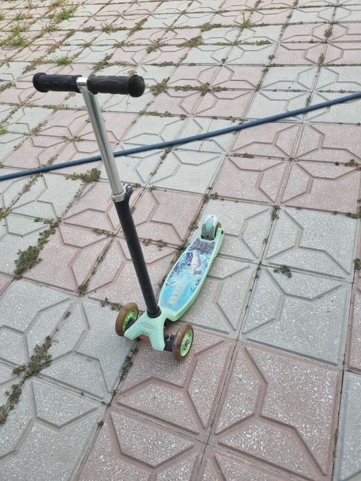 Самокат детский.