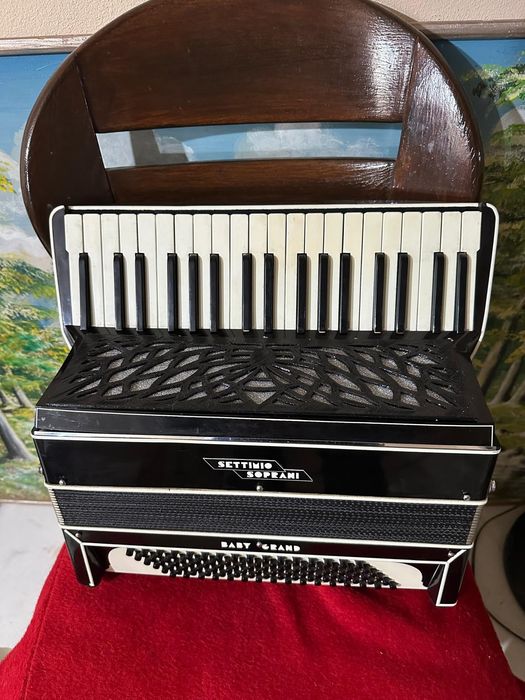 acordeon settimio soprani - Sport, timp liber, arta | OLX.ro