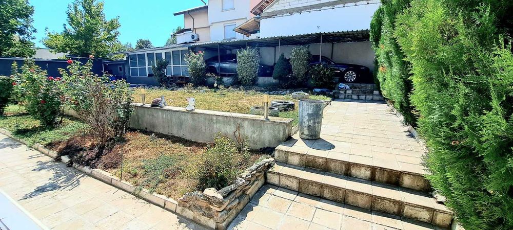 Продава се Къща в Плевен, Сторгозия - 250 кв.м за 3000 €/кв.м - Снимка #6