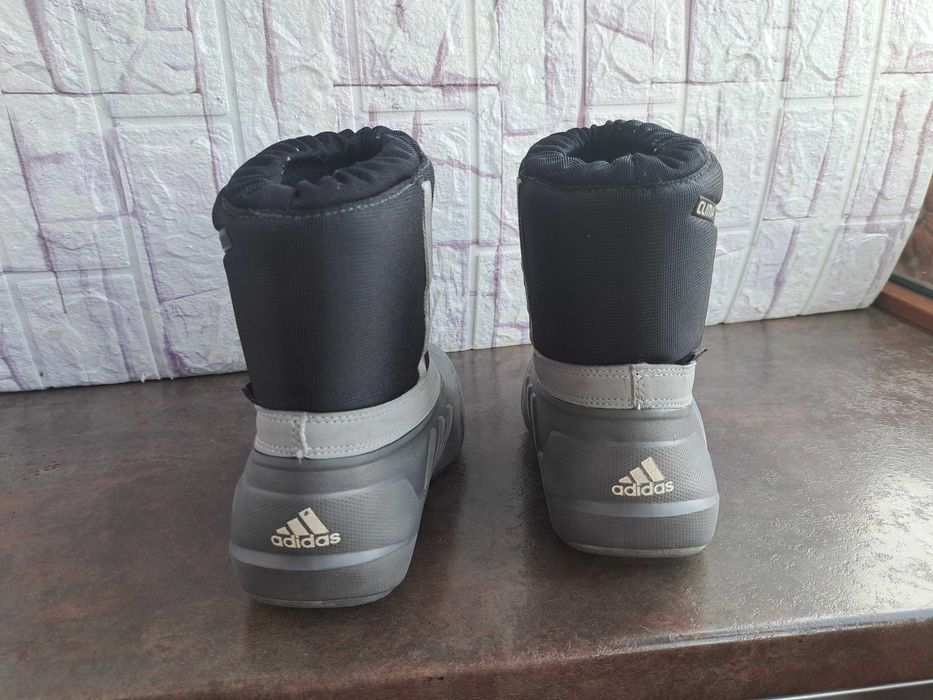 детски ботуши,зимни обувки,боти,апрески,Adidas номер29 за момче,адидас