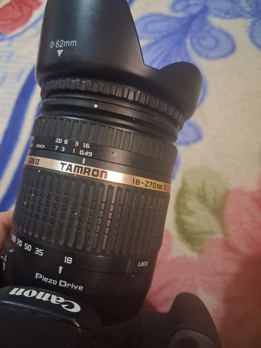 Canon  EOS 4000D  defect