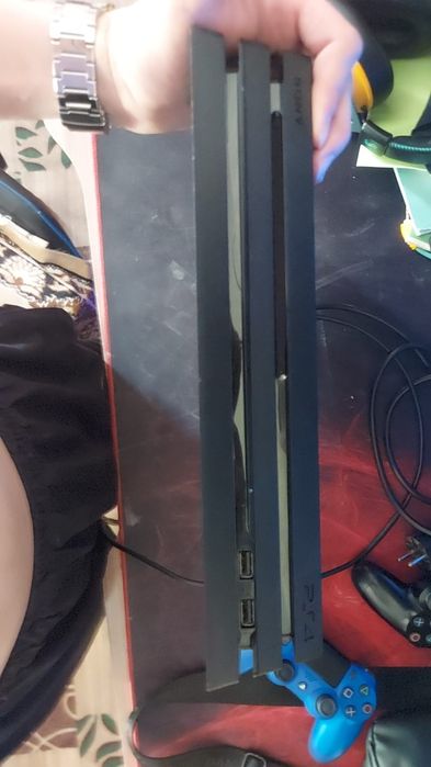 Продам пс 4про идеал