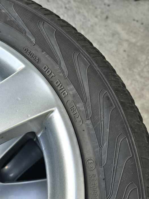 4 Броя 205/55/16 Vredestein 2x5,8mm 2x5,6mm