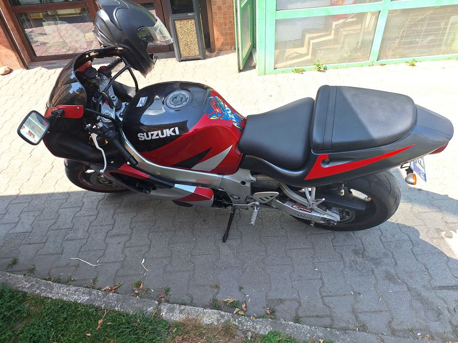 Vând Suzuki gsxr srad 750