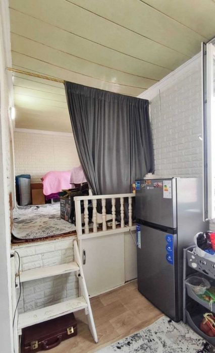 Продаётся квартира 4/5/5 в сергели-3, улучшеная планировка