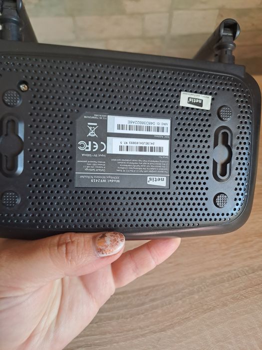 Рутер за Wi-fi Netis,Двужичен Кабел