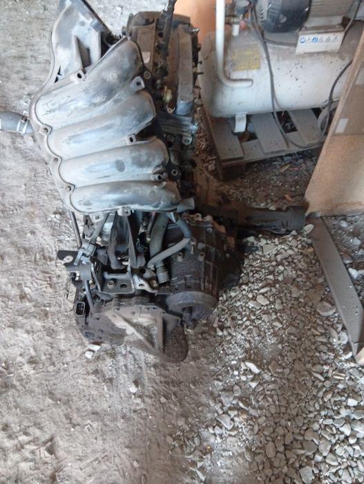 Двигатель Тойота 2.4 вместе с Акпп300 000