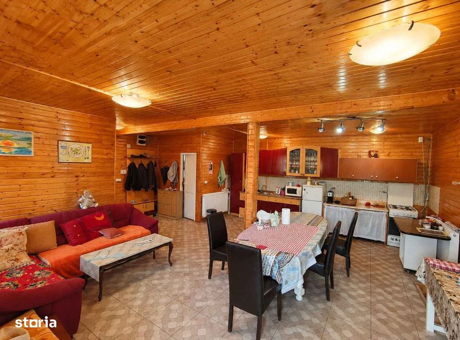 De vânzare | Casă de vacanță cu teren de 4.453 mp | Cojocna