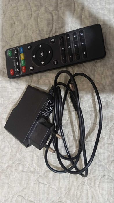 продаются тюнеры x96 mini