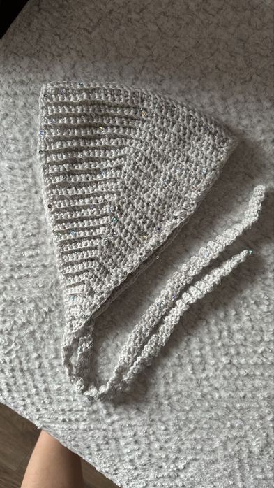 Вязаные чепчики на заказ