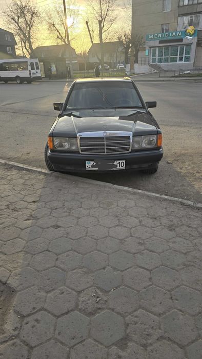 Продам Мерседес 190.