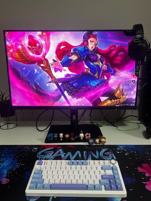 Продавам висок клас пълен геймърски сетъп.