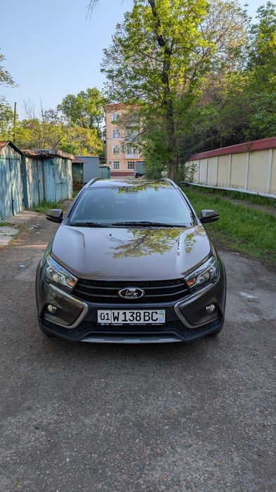 Lada Vesta SW Cross 1.6 MT Luxe (2020)