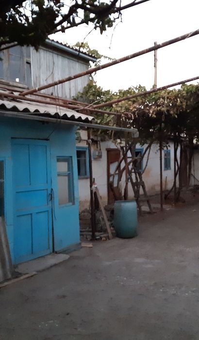 Узбекистон боги атрофидан 4.5 соток ховли ер хисобида сотувда