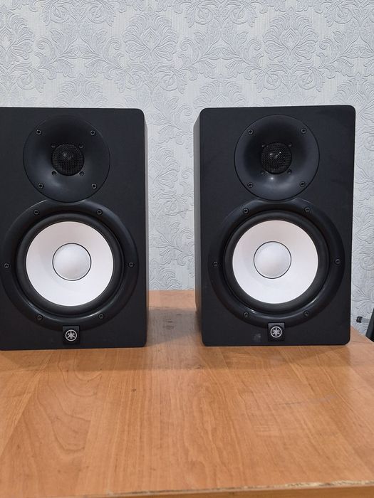 Продаются студийные мониторы YAMAHA