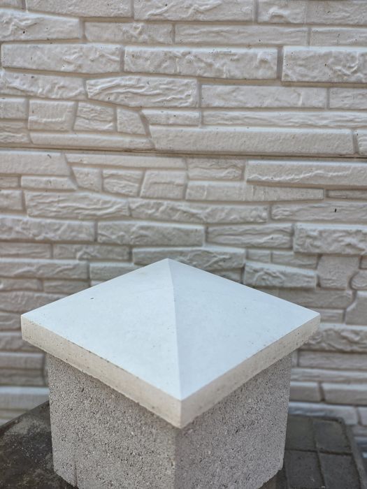 Capace de gard/coame/palarii/piatra decorativa
