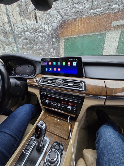 Navigatie android Carplay BMW seria 7 F01 Waze YouTube GPS BT USB