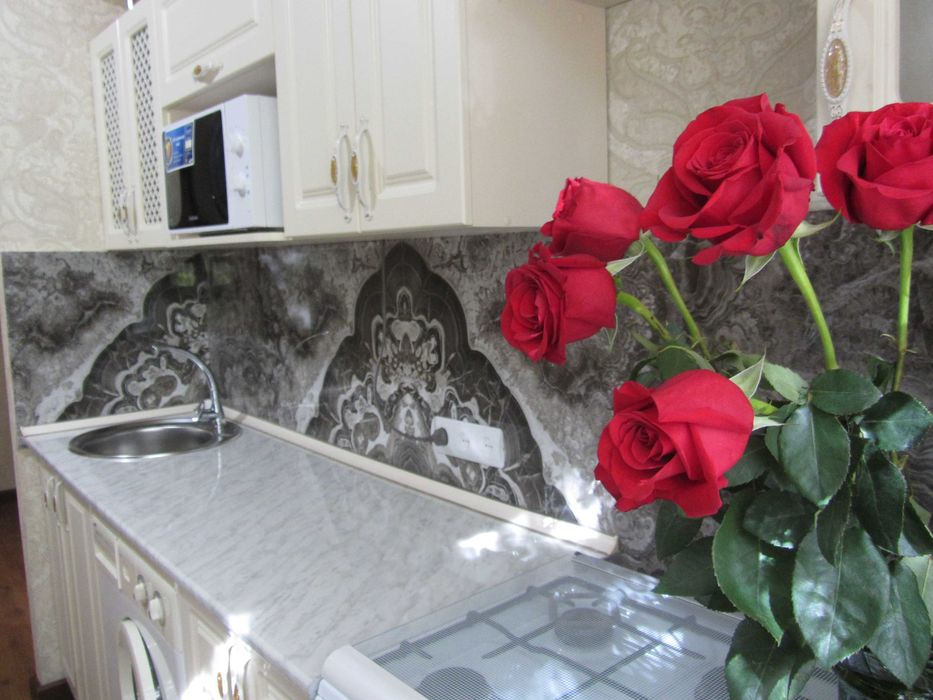 Проспект Абая - Ауэзова ,   ИРМ  Эко центр