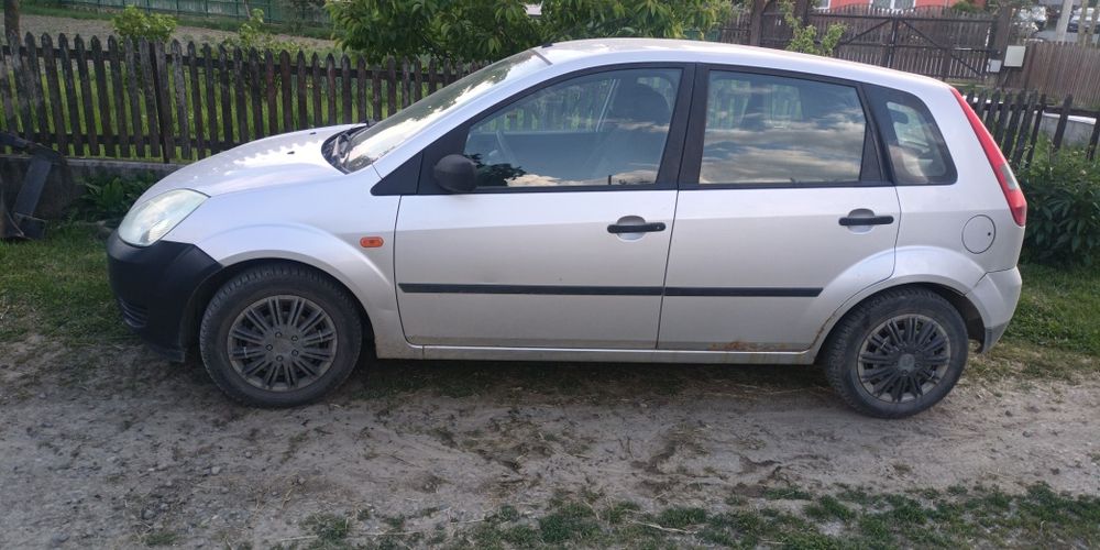Ford fiesta 2004