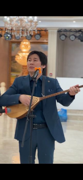 Тамада, асаба, шоумен