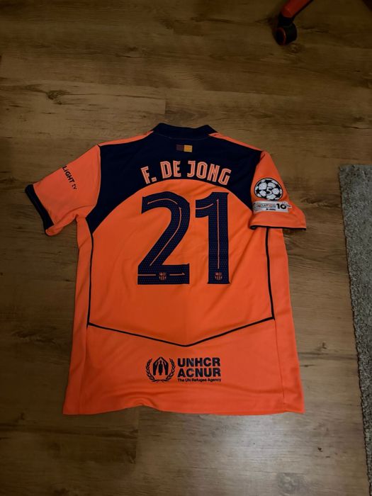 Tricou De Jong