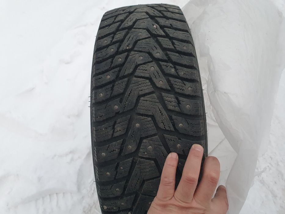 Hankook Winter i*Pike RS2