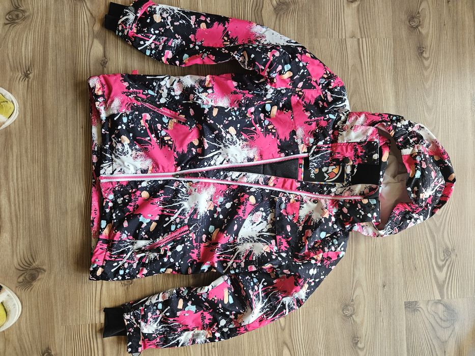 Детски ски екип - размер 10 години.