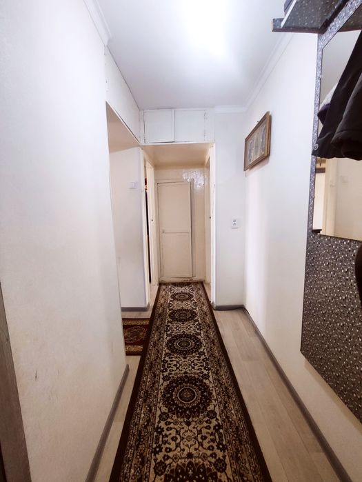 2 хоналик уй сотилмокда. Баъзи бир мебеллар колади.