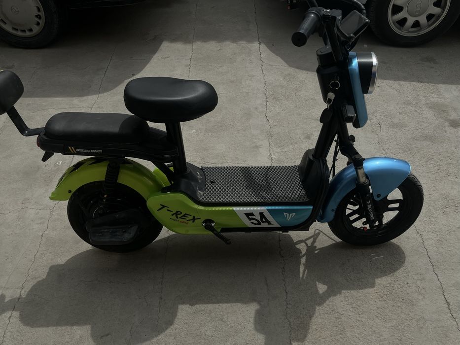 электро скутер T-Rex