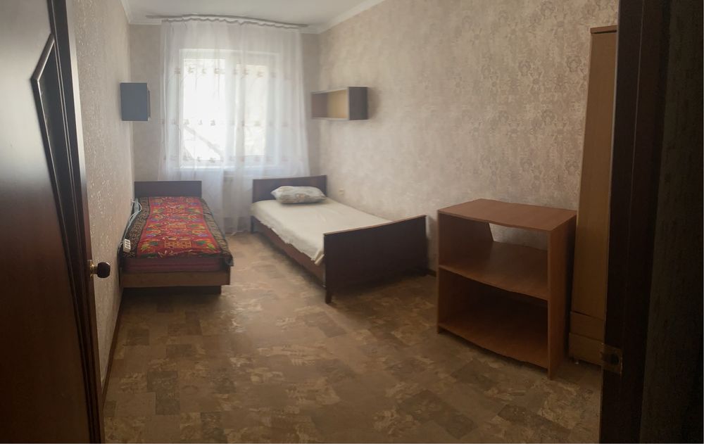 Комната девушке Электрон