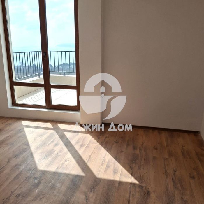 Продава се Двустаен апартамент в Бяла - 98 кв.м за 365 €/кв.м - Снимка #4