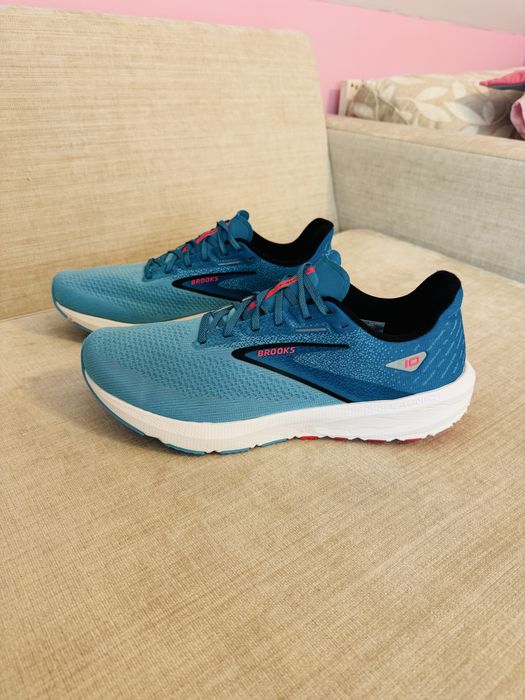 Мъжки маратонки Brooks Launch 10