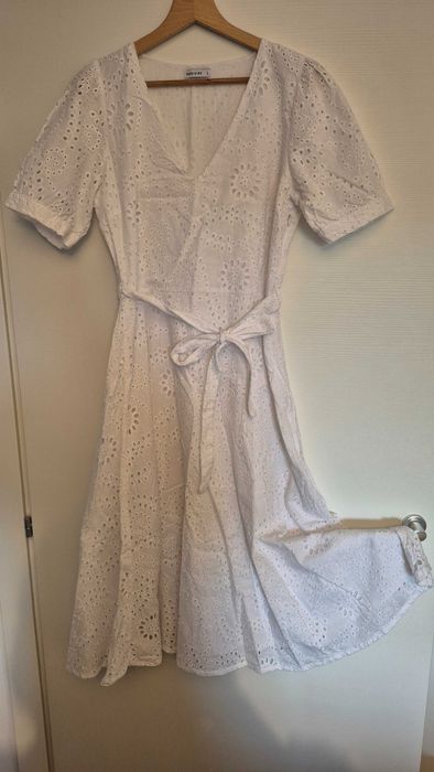 Rochie broderie englezească