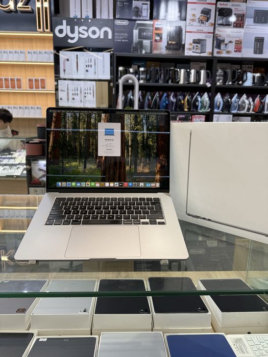 MacBook Air M2 15-inch Gray ideal