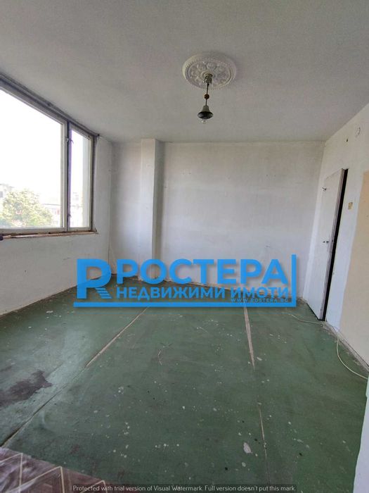 Продава се Тристаен апартамент в Търговище, Център - 81 кв.м за 963 €/кв.м - Снимка #4