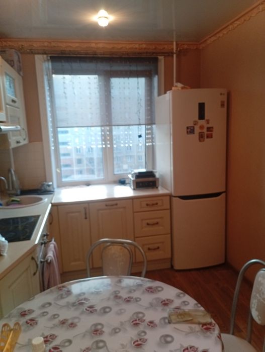 3 ком стадион Карасай, бассейн Дельфин. 170+