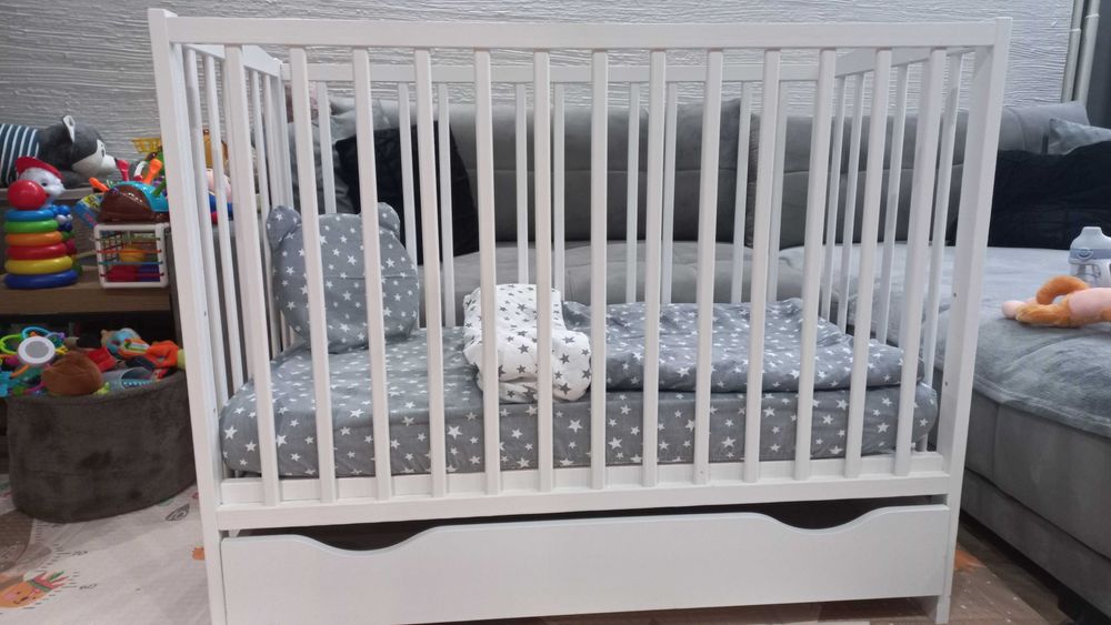 Дървена кошара за бебе