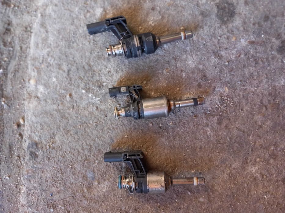 Injector 1.4 tsi  vw golf 7 beetle tiguan fabia 3 / 04E906036AF