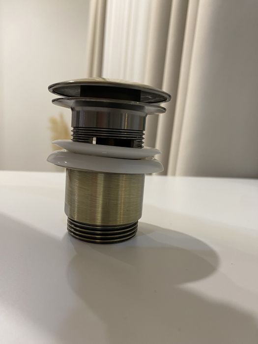 Донный клапан