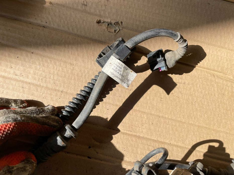 Спирачен Апарат Заден Десен 7P0615424 Porsche Cayenne 3.0D 92A/2012г