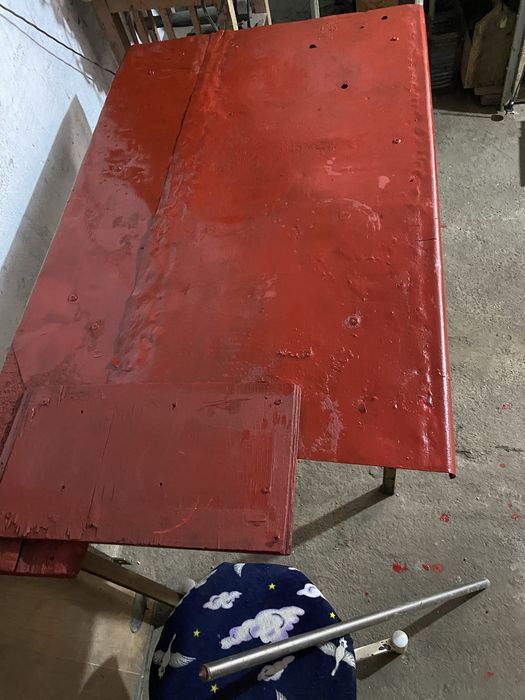 Продам верстак столярный металический и стол для работы в гараже