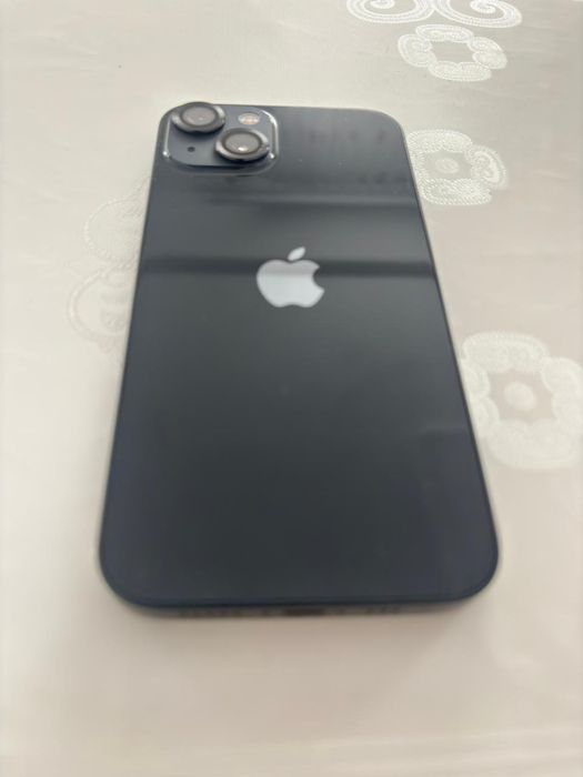 Айфон 13 midnight 128гб коробка есть.