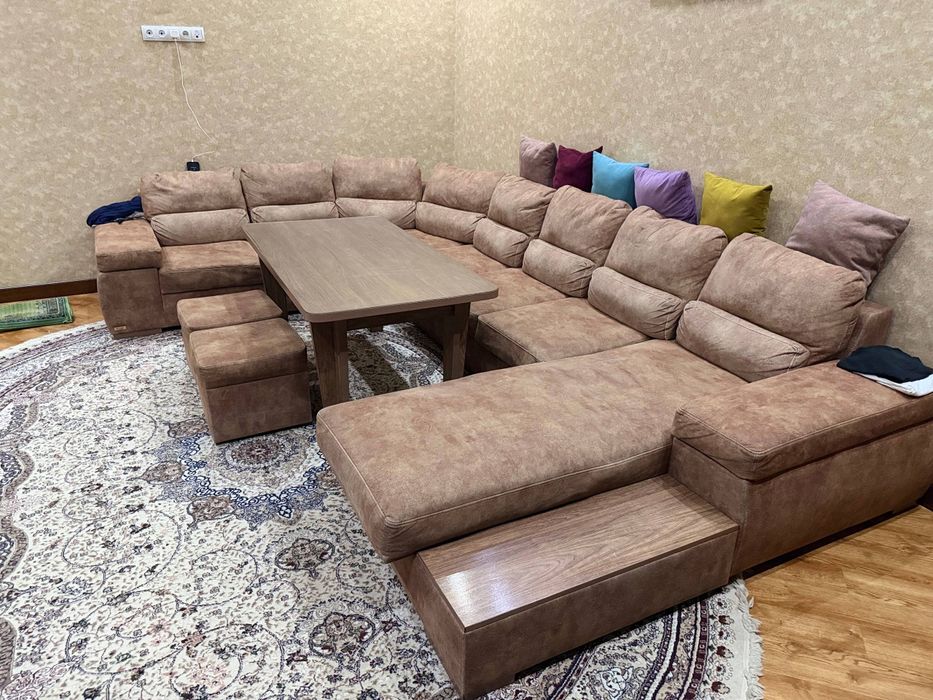 Ugolok divan holati yaxshi