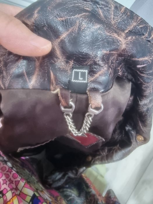 Кожанная куртка женская