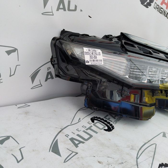 Far stanga Toyota C-HR 2 Full LED 81150-F4220-00 an 2023-2024-2025-202