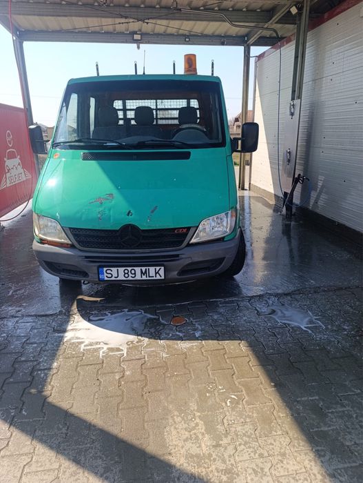 Mercedes Sprinter 2004  7 locuri DOKA PRET IN EURO