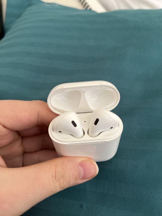 Airpods 1  pokolenia