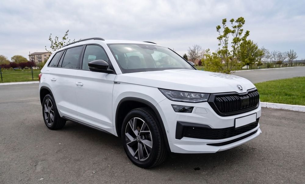 Skoda Kodiaq Škoda Kodiaq SPORTLINE 2.0 TSI 190 CP | 4x4 | WebastoI 166.398 KM